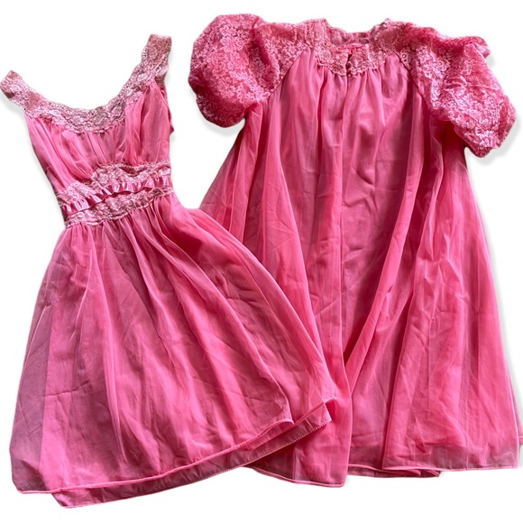 Vanity Fair Other - Vintage Lace Trimmed Nightgown & Robe